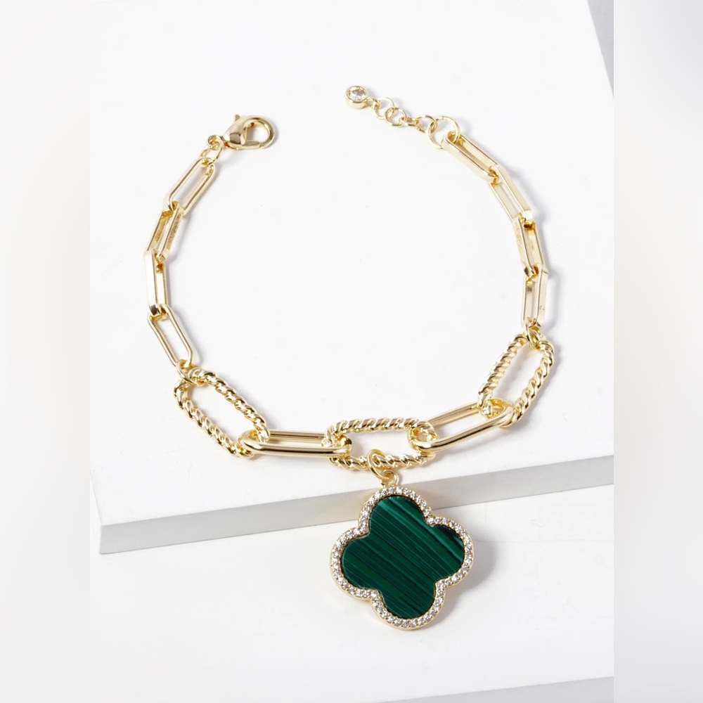 Green Clover Bracelet with Cubic Zirconia Pave Stones 18 kt Gold Dipped